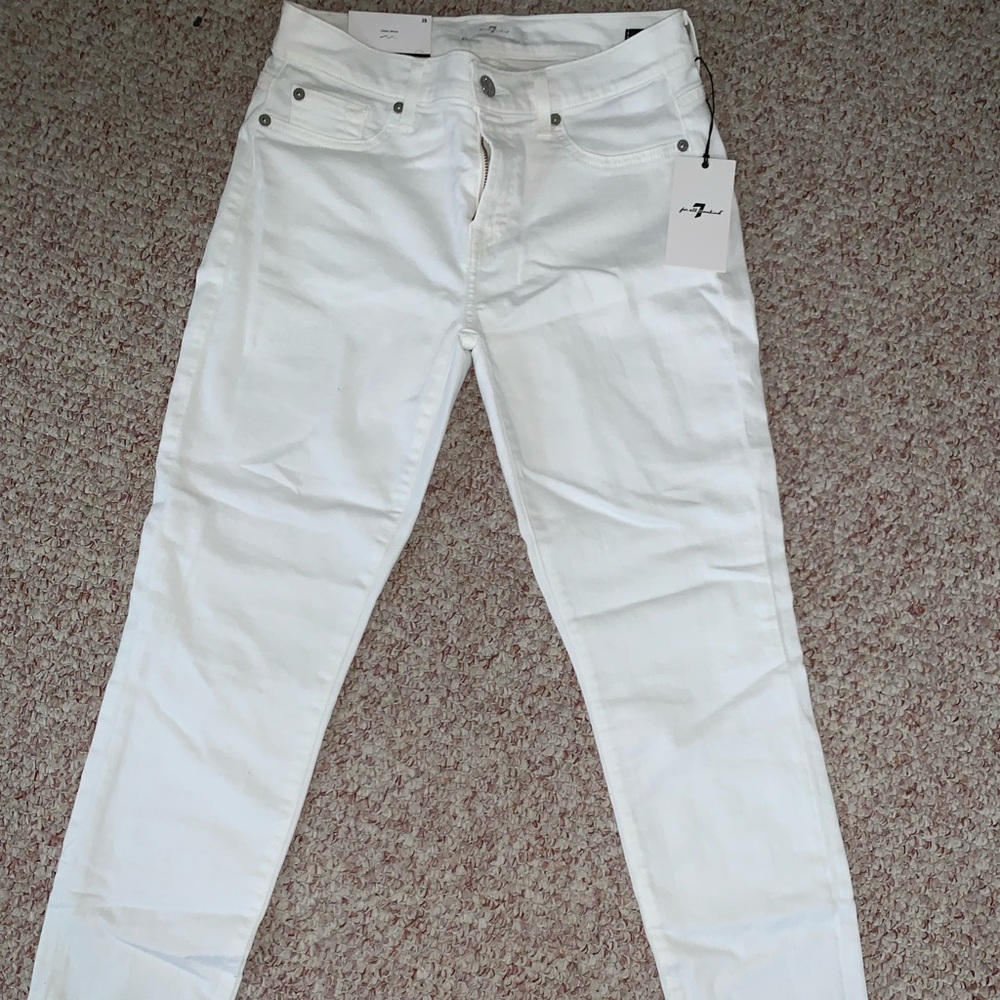 *NEW* 7 for all Mankind white skinny jeans